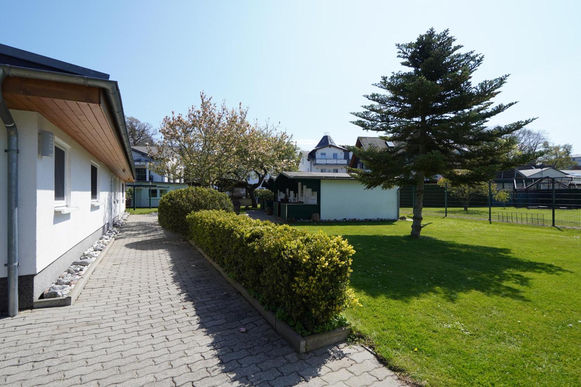 Middel * Ostseebad Binz